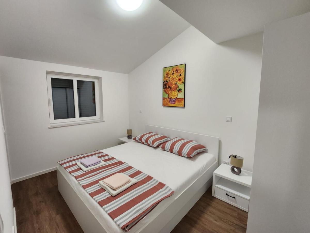Apartmani M&L I M&J Malinska Εξωτερικό φωτογραφία