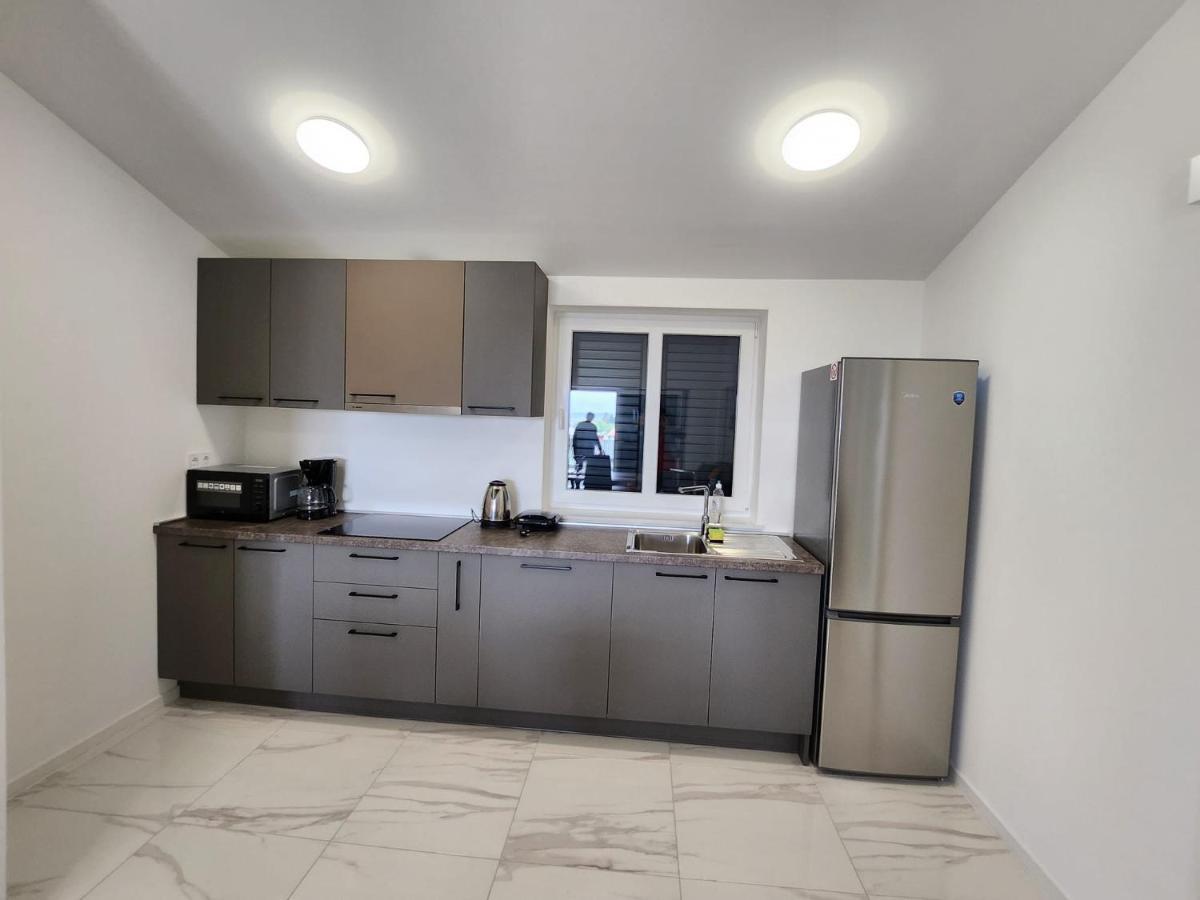 Apartmani M&L I M&J Malinska Εξωτερικό φωτογραφία