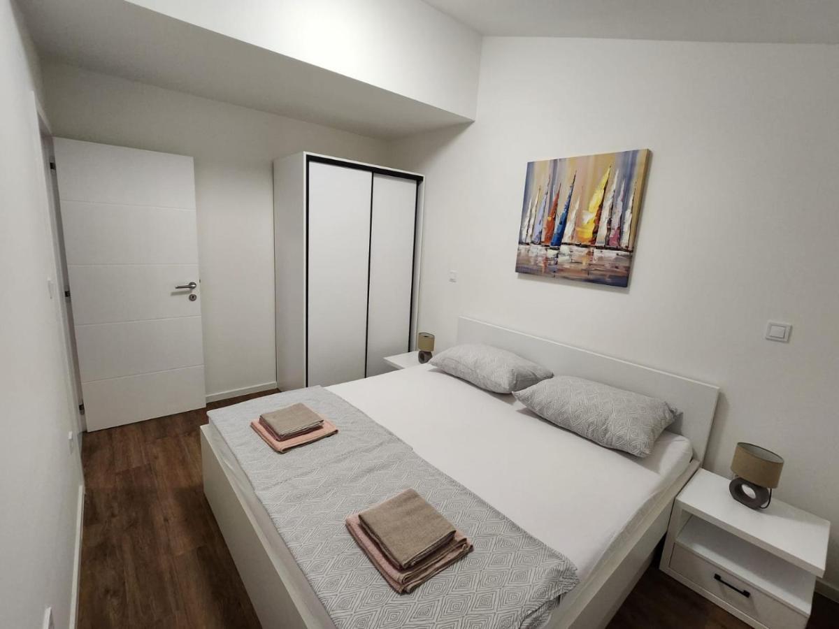 Apartmani M&L I M&J Malinska Εξωτερικό φωτογραφία